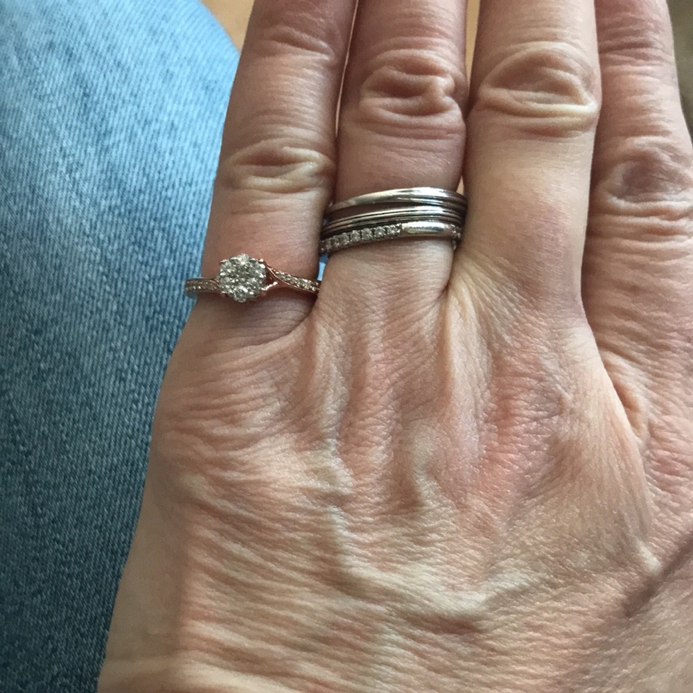 Elegant Rose Gold Ring with diamonds NWT